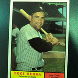 1961 Topps #425 Yogi Berra, List $200