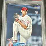 2018 Topps #700 Shohei Ohtani rookie Pitching PSA 10