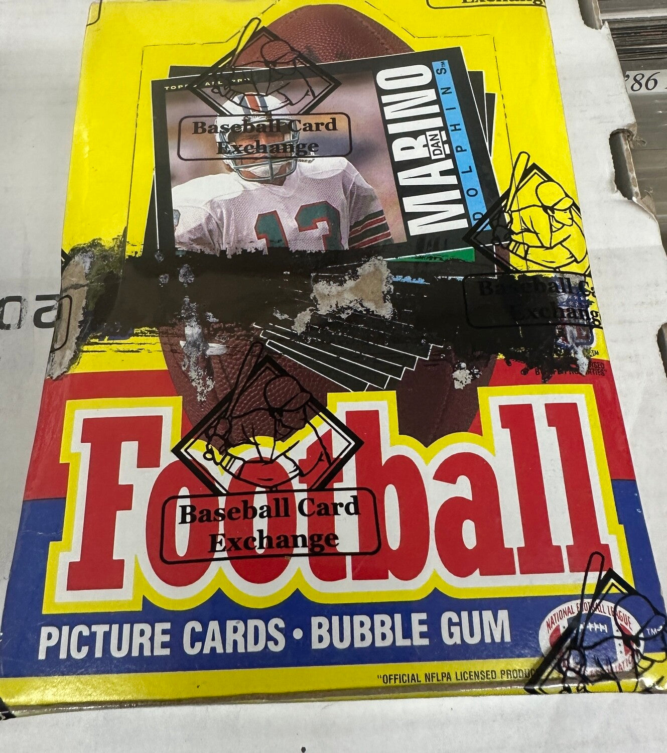 1985 Topps Football Wax Box BBCE Sealed