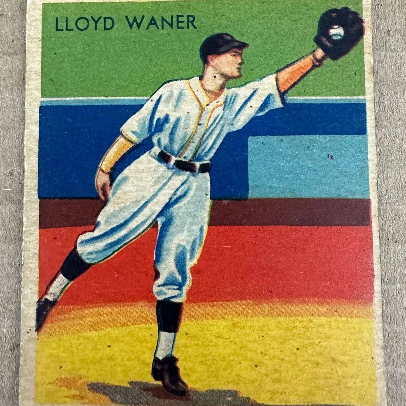 1935 Diamond Star #16 Lloyd Waner VG