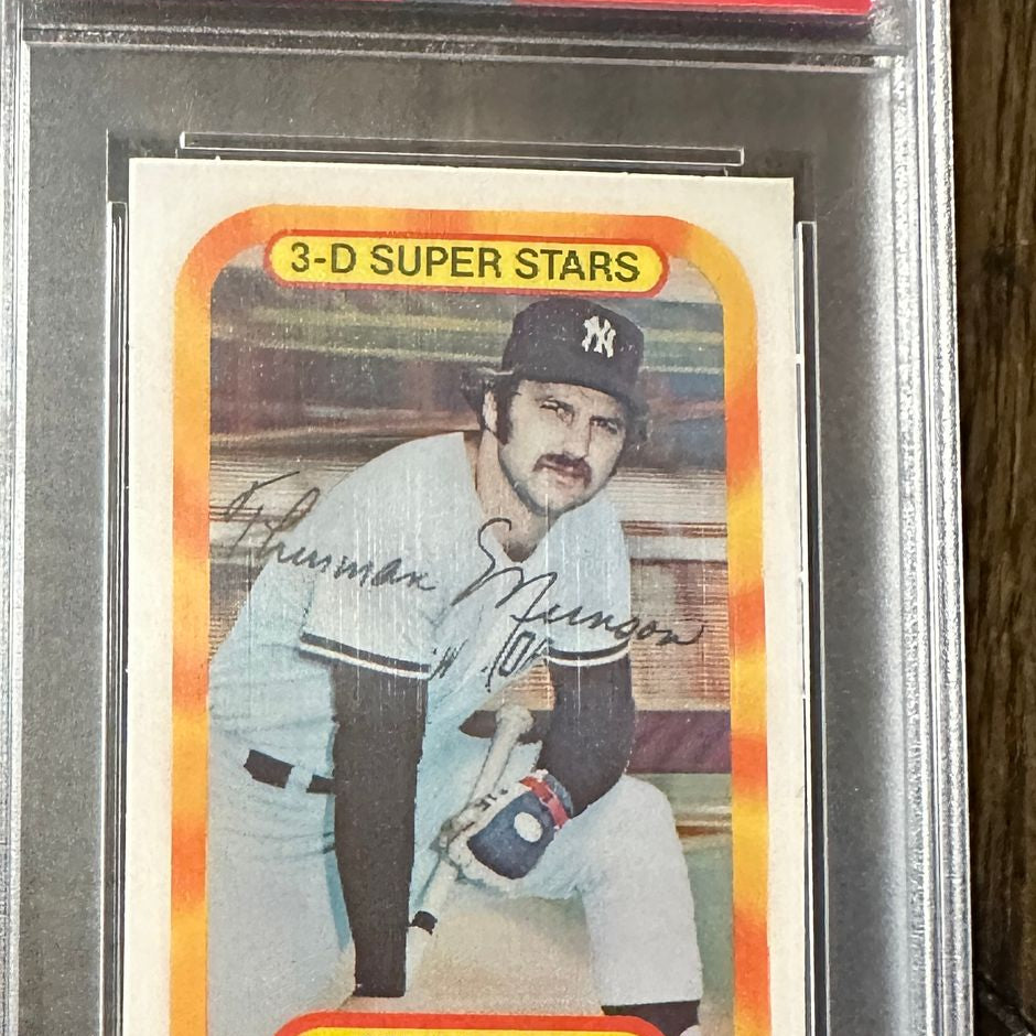1977 Kelloggs #23 Thurman Munson PSA 8