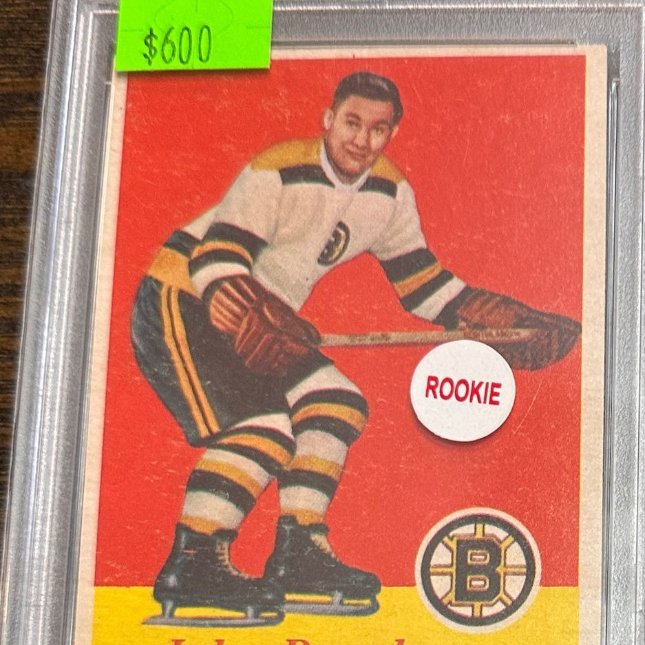 1957 Topps #10 John Bucyk rookie PSA 5