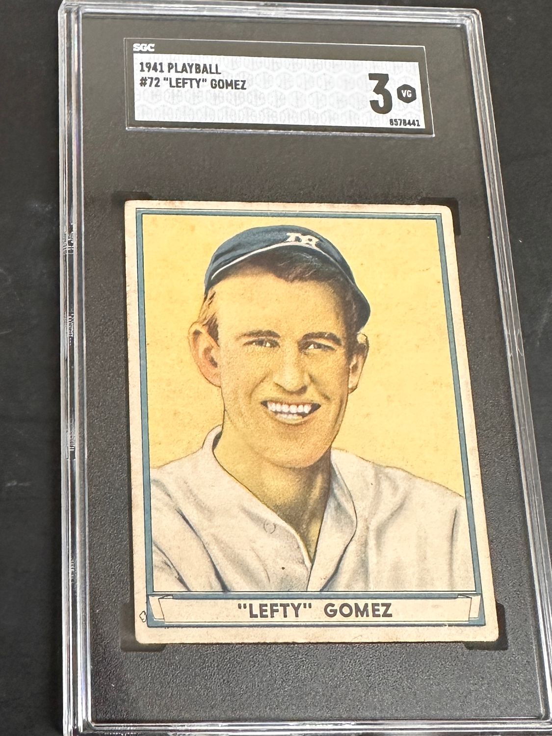 1941 Playball #72 Lefty Gomez SGC 3