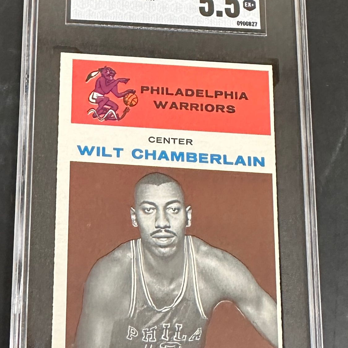 1961 Fleer #8 Wilt Chamberlain rookie SGC 5.5