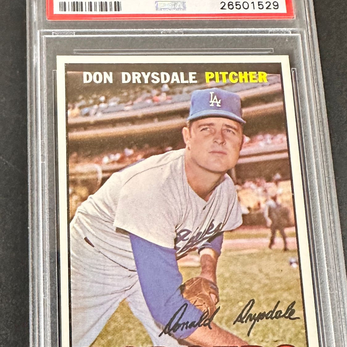 1967 Topps #55 Don Drysdale PSA 8