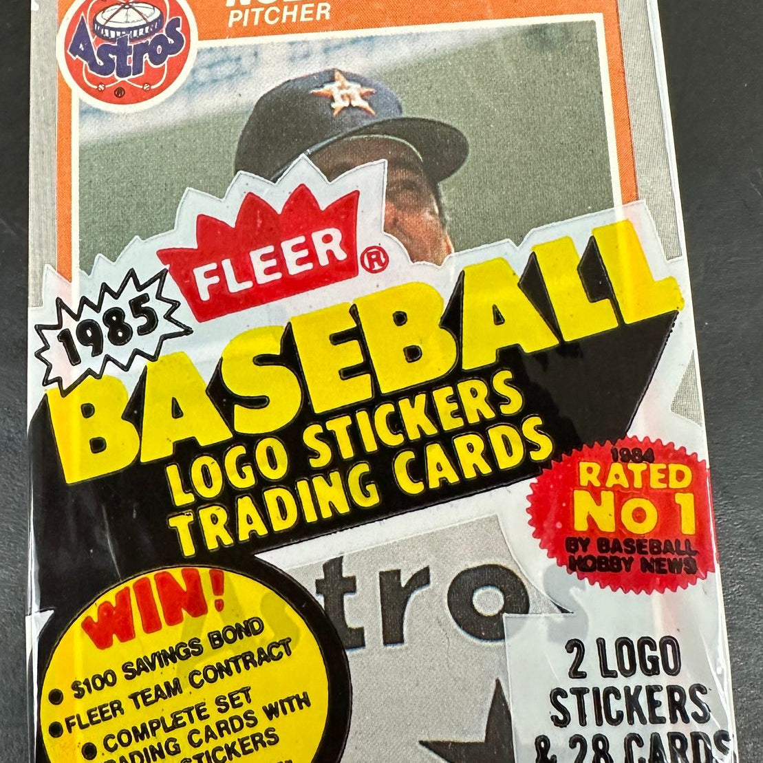 1985 Fleer Sealed Cello Pack w/ Nolan Ryan on Top