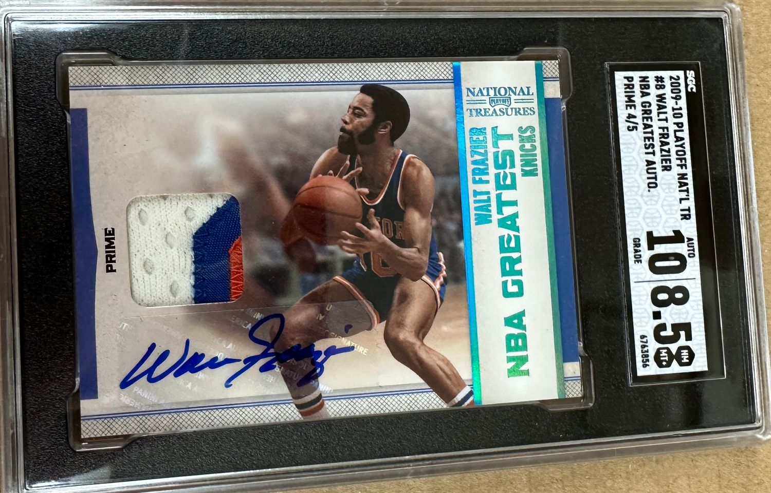 2009/10 National Treasures #8 Walt Frazier NBA Greatest Auto Prime Materials #'d4/5 SGC 10/8.5