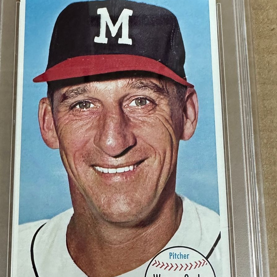 1964 Topps Giants #31 Warren Spahn PSA 8